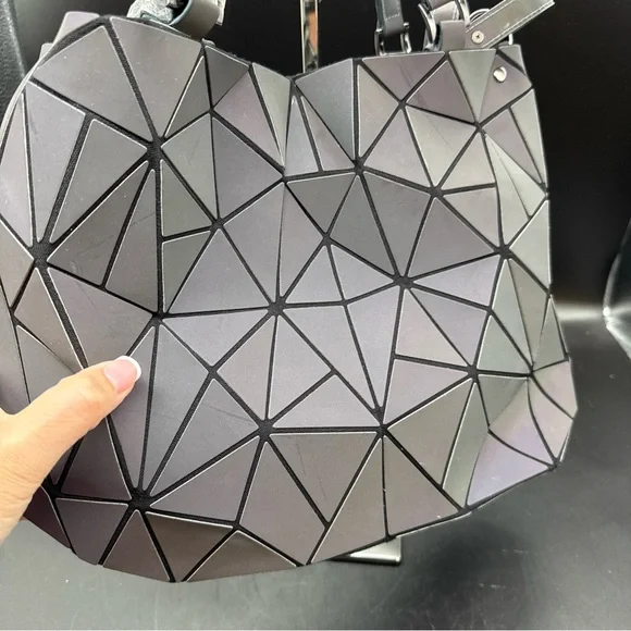Geometric Black Shoulder Bag - Picture 3 of 10